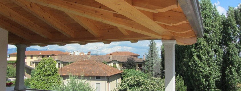 tettoia di legno