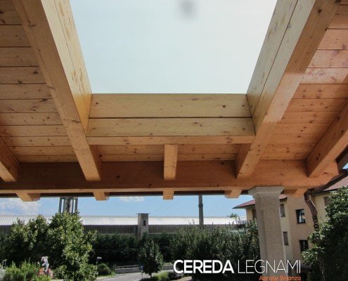  tettoia di legno 